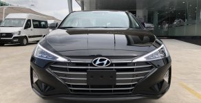 Hyundai Elantra  2.0AT 2019 - Bán Hyundai Elantra 2.0 AT đời 2019, màu đen, giá hấp dẫn, kèm gói phụ kiện giá trị giá 674 triệu tại Long An