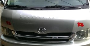 Toyota Hiace 2005 - Cần bán Toyota Hiace sản xuất năm 2005, màu bạc giá 225 triệu tại Tp.HCM