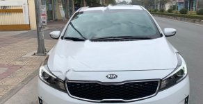 Kia Cerato 2018 - Bán Kia Cerato đời 2018, màu trắng giá cạnh tranh xe còn mới lắm giá 620 triệu tại Thái Bình