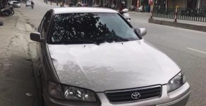 Toyota Camry   2000 - Bán xe Toyota Camry 2000, màu bạc số sàn xe còn mới lắm giá 227 triệu tại Ninh Bình