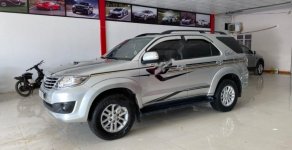 Toyota Fortuner 2013 - Bán Toyota Fortuner năm sản xuất 2013, màu bạc số sàn giá 695 triệu tại Phú Thọ