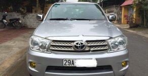 Toyota Fortuner 2009 - Cần bán xe Toyota Fortuner 2.5G năm 2009, màu bạc xe gia đình giá 540 triệu tại Ninh Bình