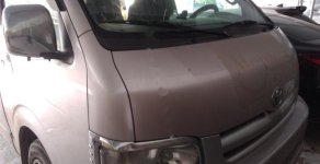 Toyota Hiace 2.5 2006 - Bán Toyota Hiace 2.5 sản xuất 2006, màu bạc, chính chủ giá 219 triệu tại Tp.HCM