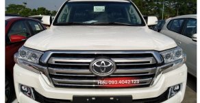 Toyota Land Cruiser 2019 - Ưu đãi sốc - Giảm giá sâu - Tặng phụ kiện chính hãng khi mua chiếc xe Toyota Land Cruiser sản xuất 2019, màu trắng, nhập khẩu giá 4 tỷ 30 tr tại Tp.HCM