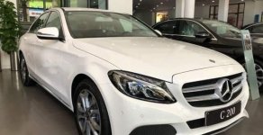 Mercedes-Benz C class C200 2019 - Sale rộn ràng - Tết trọn niềm vui, Mercedes-Benz C200 sản xuất năm 2019, màu trắng giá 1 tỷ 499 tr tại Khánh Hòa