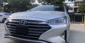 Hyundai Elantra 2019 - Cần bán Hyundai Elantra 1.6 MT năm 2019, giá 565tr giá 565 triệu tại Quảng Nam