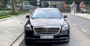 Mercedes-Benz S class 2018 - Cần bán gấp Mercedes S class 2018, màu đen giá 4 tỷ 350 tr tại Hà Nội