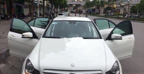 Cần bán gấp Mercedes sản xuất năm 2012, màu trắng như mới, giá tốt giá 500 triệu tại Hà Nội