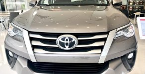 Toyota Fortuner G 2020 - Giảm ngay 80 triệu tiền mặt khi mua xe Toyota Fortuner 2.4 G MT, sản xuất 2020, màu bạc, giá cạnh tranh giá 953 triệu tại Tp.HCM