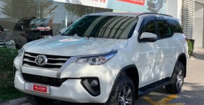 Toyota Fortuner 2019 - Bán xe Toyota Fortuner đời 2019, màu trắng số sàn giá 970 triệu tại Cần Thơ