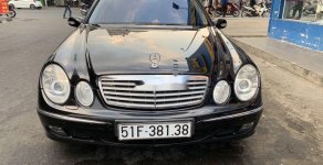 Mercedes-Benz E class  E280 2005 - Cần bán gấp Mercedes E280 đời 2005, màu đen xe gia đình, giá chỉ 350 triệu giá 350 triệu tại Tp.HCM