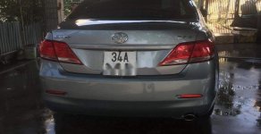 Toyota Camry 2010 - Cần bán Toyota Camry sản xuất năm 2010, màu bạc giá 580 triệu tại Hải Dương