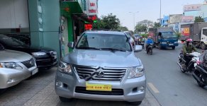 Lexus LX 2009 - Cần bán gấp Lexus LX sản xuất 2009, màu bạc, xe nhập giá 2 tỷ 470 tr tại Tp.HCM