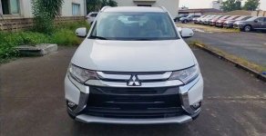 Mitsubishi Outlander 2.0 CVT  2019 - Bán nhanh đón tết - Giảm giá siêu khủng với chiếc xe Mitsubishi Outlander 2.0 CVT, sản xuất 2019 giá 807 triệu tại Tp.HCM