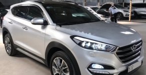 Hyundai Tucson 2.0 ATH 2017 - Bán Hyundai Tucson 2.0 ATH năm sản xuất 2017, màu bạc số tự động giá 826 triệu tại Tp.HCM