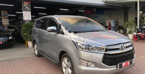 Toyota Innova V 2017 - Cần bán xe Toyota Innova V sản xuất 2017, màu bạc giá 825 triệu tại Tp.HCM