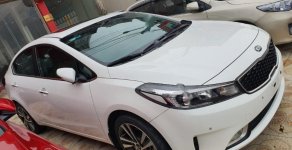 Kia Cerato 1.6 AT 2018 - Bán xe Kia Cerato 1.6 AT đời 2018, màu trắng, 565tr giá 565 triệu tại Vĩnh Phúc