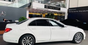 Mercedes-Benz E class  E200  2018 - Cần bán Mercedes E200 2018, màu trắng   giá 2 tỷ 19 tr tại Hà Nội