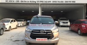 Toyota Innova 2.0E 2018 - Cần bán gấp Toyota Innova 2.0E năm 2018, màu bạc số sàn giá 679 triệu tại Hà Nội