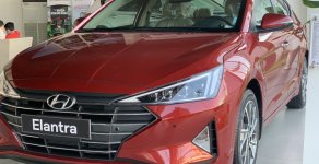 Hyundai Elantra 1.6 AT 2020 - Mua xe tại Hyundai Tây Đô - Chỉ trả trước 205 triệu - Rinh ngay Hyundai Elantra 1.6 AT đời 2020, màu đỏ giá 630 triệu tại Cần Thơ