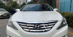 Hyundai Sonata 2.0 AT 2010 - Cần bán xe Hyundai Sonata 2.0 AT năm 2010, màu trắng, xe nhập, giá tốt giá 515 triệu tại Hà Nội