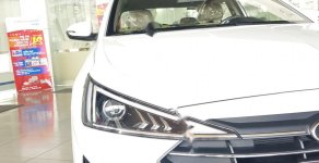 Hyundai Elantra   2020 - Cần bán Hyundai Elantra 1.6 AT năm sản xuất 2020, màu trắng  giá 625 triệu tại Tây Ninh