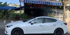 Mazda 3 1.5 AT 2018 - Cần bán lại xe Mazda 3 1.5 AT đời 2018, màu trắng giá 555 triệu tại Đà Nẵng