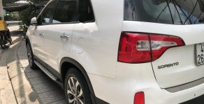 Kia Sorento 2017 - Cần bán xe Kia Sorento năm sản xuất 2017, màu trắng chính chủ giá 675 triệu tại Đà Nẵng