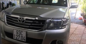 Toyota Hilux 2012 - Cần bán xe Toyota Hilux đời 2012, màu bạc, giá tốt giá 385 triệu tại Bình Phước