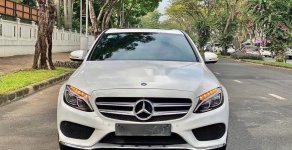 Mercedes-Benz C class 2017 - Cần bán gấp Mercedes sản xuất 2017, màu trắng giá 1 tỷ 669 tr tại Tp.HCM