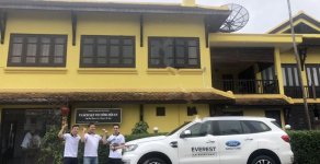 Ford Everest 2016 - Cần bán gấp Ford Everest 2016, màu trắng, Nhập khẩu Thái Lan ít sử dụng giá 1 tỷ 80 tr tại Đà Nẵng