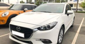 Mazda 3 2018 - Cần bán lại xe Mazda 3 1.5 AT sản xuất 2018, màu trắng giá 675 triệu tại Hà Nội