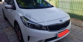 Kia Cerato 2018 - Cần bán gấp Kia Cerato năm sản xuất 2018, màu trắng số sàn, giá tốt giá 470 triệu tại Đắk Lắk