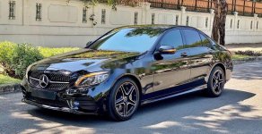 Cần bán Mercedes C300 đời 2019, màu đen giá 1 tỷ 880 tr tại Tp.HCM