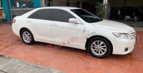 Cần bán Toyota Camry LE 2.5 năm sản xuất 2009, màu trắng, giá tốt giá 600 triệu tại Quảng Ninh