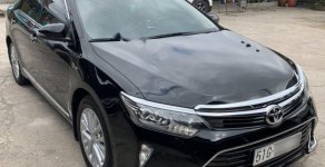 Cần bán lại xe Toyota Camry 2.0E đời 2018, màu đen giá 869 triệu tại Tp.HCM
