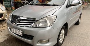 Toyota Innova   2009 - Bán Toyota Innova sản xuất 2009, xe gia đình giá 295 triệu tại Quảng Ngãi