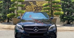 Mercedes-Benz C300 2018 - CHÍNH CHỦ CẦN BÁN XE Mercedes Benz C300 SX Cuối 2018 Model 2019 Full Option giá 1 tỷ 20 tr tại Tp.HCM