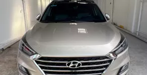 Hyundai Tucson 2020 - Hyundai Tucson 1.6 Turbo 2020, Giá bán: 696 triệu (có bớt Lộc), Ghi Vàng, nội thất Kem. giá 696 triệu tại Đồng Nai