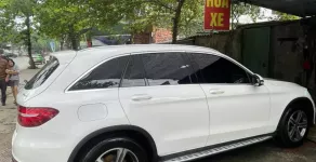 Mercedes-Benz GLC 200 2019 - Chính chủ cần bán Mercedes GLC 200 - Đời 2019 giá 895 triệu tại Nghệ An