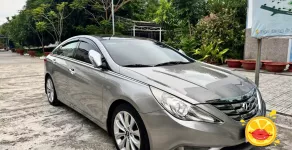 Hyundai Sonata 2011 - Chính chủ bán xe SOTANA 2011 giá 315 triệu tại Khánh Hòa