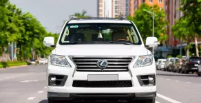 Lexus LX 570 2013 - Cần bán Lexus LX 570 sản xuất 2013, màu trắng, xe nhập Mỹ giá 2 tỷ 650 tr tại Hà Nội