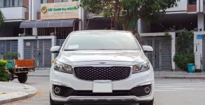Kia Sedona 2016 - Sedona sản xuất 2016, màu trắng sang trọng đang tìm chủ nhân mới. giá 555 triệu tại Tp.HCM