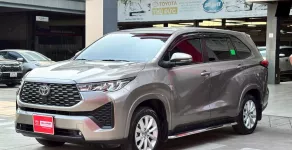 Hãng khác Khác 2025 - Innova Cross V 2025 ♦  Màu Nâu ► Giá bán 830tr có thương lượng giá 830 triệu tại Tp.HCM