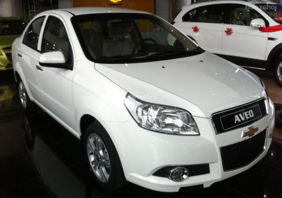 Chevrolet Aveo LTZ 2017 - Chevrolet Aveo LTZ 1.4L màu trắng, mua xe trả góp, lãi suất ưu đãi- LH: 090.102.7102 Huyền Chevrolet