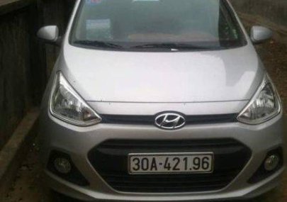 Hyundai i10 MT 2014 - Bán Hyundai i10 MT đời 2014, màu bạc số sàn, 340 triệu