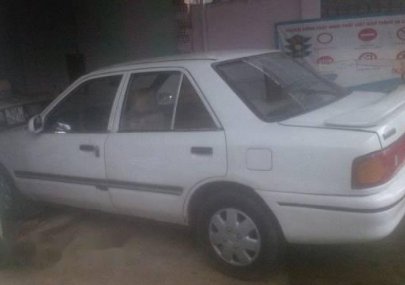 Mazda 323 1995 - Cần bán xe Mazda 323 đời 1995, màu trắng