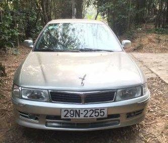 Mitsubishi Lancer 2001 - Bán xe Mitsubishi Lancer đời 2001, màu bạc đã đi 130000 km, giá chỉ 155 triệu