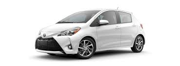 Toyota Yaris 2017 - Bán ô tô Toyota Yaris đời 2017, màu trắng