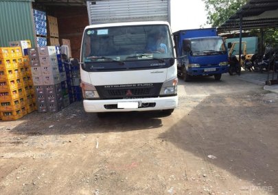 Mitsubishi Canter 2009 - Cần bán xe tải Mitsubishi, màu trắng